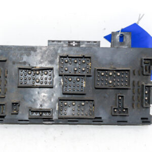 CAJA RELE VOLKSWAGEN GOLF III 1982 1059