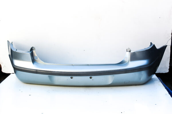 PARAGOLPE TRASERO RENAULT LAGUNA 2003 PAT 028