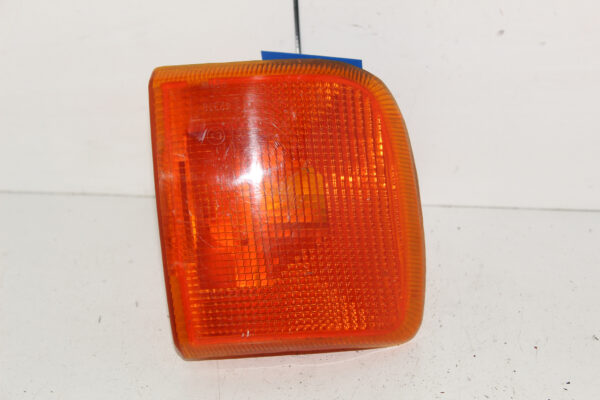 SEÑALERO FORD FIESTA DERECHO 1983 al 1985 SR132
