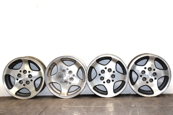 LLANTAS USADAS DODGE 15 7 44311 5X140 2006