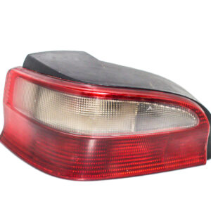 FAROL TRASERO IZQUIERDO CON PORTA LAMPARA CITROEN SAXO 1 1996 al 2002 (con detalle) FAT 006