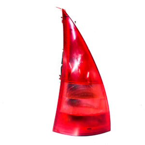 FAROL TRASERO IZQUIERDO CON PORTA LAMPARA CITROEN C3 2002 al 2008 (con detalle) FAT 053