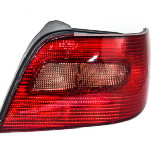 FAROL TRASERO DERECHO SIN PORTA LAMPARA CITROEN XSARA 1 1997 al 2003 (con detalle) FAT 061