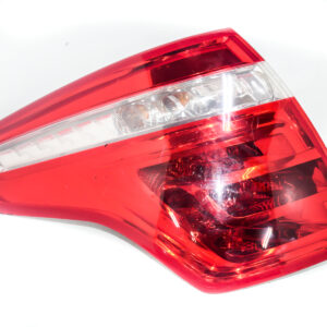 FAROL TRASERO IZQUIERDO SIN PORTA LAMPARA CITROEN C4 PICASSO 2007 al 2013 FAT 083