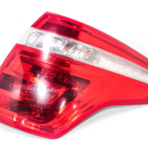 FAROL TRASERO DERECHO CON PORTA LAMPARA CITROEN C4 PICASSO 2007 al 2013 FAT 085