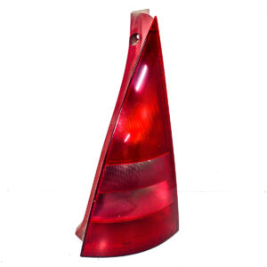 FAROL TRASERO DERECHO SIN PORTA LAMPARA CITROEN C3 2002 al 2008 FAT 104