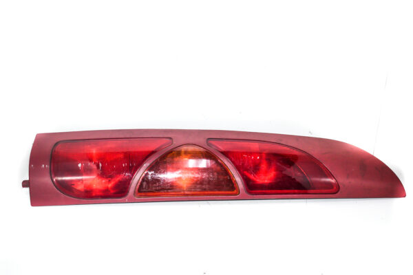 FAROL TRASERO IZQUIERDO CON PORTA LAMPARA RENAULT KANGOO I 1997 al 2005 FAT 112