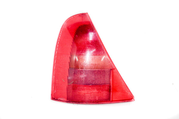 FAROL TRASERO IZQUIERDO CON PORTA LAMPARA RENAULT CLIO I 1998 al 2002 (con detalle) FAT 142