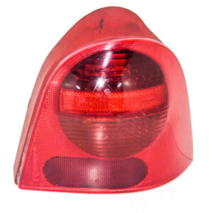 FAROL TRASERO DERECHO CON PORTA LAMPARA RENAULT TWINGO 1993 al 2003 (con detalle) FAT 146