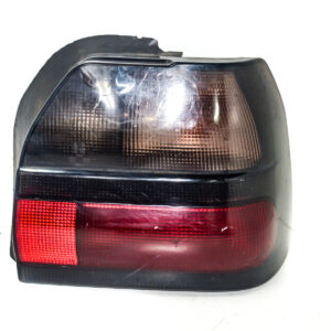 FAROL TRASERO DERECHO CON PORTA LAMPARA RENAULT 19 1989 al 1994 (con detalle) FAT 163