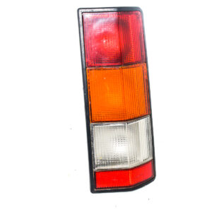 FAROL TRASERO DERECHO SIN PORTA LAMPARA RENAULT EXPRES 1985 al 1995 (con detalle) FAT 230