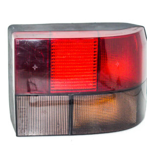 FAROL TRASERO DERECHO CON PORTA LAMPARA RENAULT 19 1988 al 1992 FAT 238