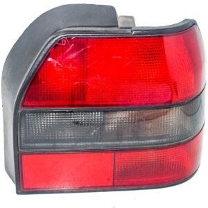 FAROL TRASERO DERECHO CON PORTA LAMPARA RENAULT 19 1991 FAT 242