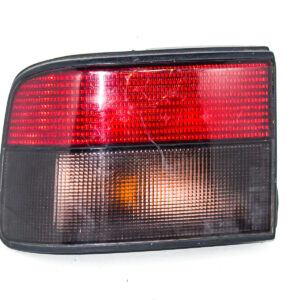 FAROL TRASERO IZQUIERDO CON PORTA LAMPARA RENAULT 21 1971 al 2007 FAT 251