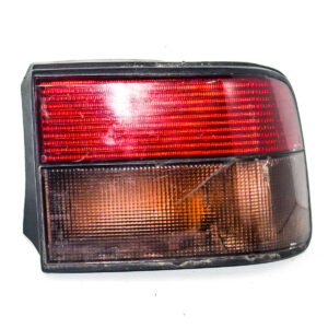 FAROL TRASERO DERECHO CON PORTA LAMPARA RENAULT 21 1971 al 2007 (con detalle) FAT 255
