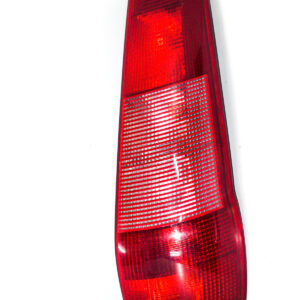 FAROL TRASERO DERECHO CON PORTA LAMPARA FIAT PUNTO 1993 al 2000 FAT 282