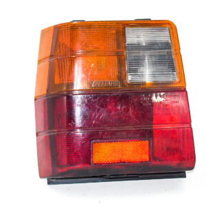 FAROL TRASERO IZQUIERDO CON PORTA LAMPARA FIAT UNO 1988 al 1995 FAT 292