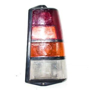 FAROL TRASERO DERECHO CON PORTA LAMPARA FIAT FIORINO 1988 al 1999 (con detalle) FAT 308