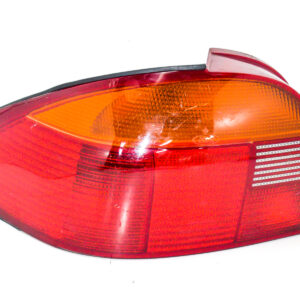 FAROL TRASERO IZQUIERDO CON PORTA LAMPARA FORD MONDEO FAM 1993 al 1996 FAT 350