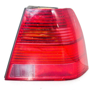 FAROL TRASERO DERECHO CON PORTA LAMPARA VOLKSWAGEN BORA 1998 al 2004 FAT 361