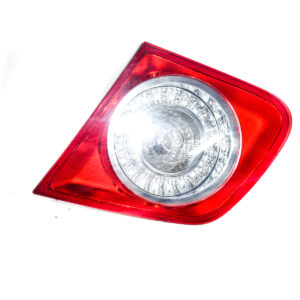 FAROL TRASERO DERECHO CON PORTA LAMPARA VOLKSWAGEN JETTA 2005 al 2009 FAT 373