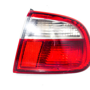 FAROL TRASERO DERECHO SIN PORTA LAMPARA SEAT TOLEDO 1991 al 2004 FAT 381