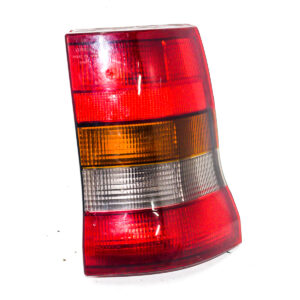 FAROL TRASERO DERECHO CON PORTA LAMPARA CHEVROLET ASTRA BREAK 2004 al 2010 FAT 439