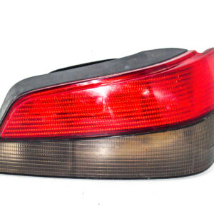 FAROL TRASERO DERECHO CON PORTA LAMPARA PEUGEOT 306 1997 al 1999 FAT 456