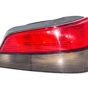 FAROL TRASERO DERECHO CON PORTA LAMPARA PEUGEOT 306 1997 al 1999 FAT 462