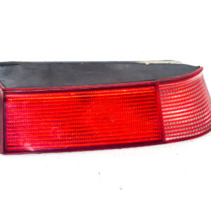 FAROL TRASERO DERECHO CON PORTA LAMPARA ALFA ROMEO 164 1987 al 1997 FAT 472