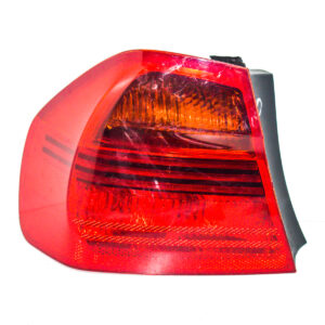 FAROL TRASERO IZQUIERDO CON PORTA LAMPARA BMW E90 2005 al 2012 FAT 514