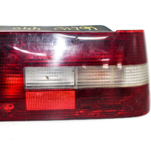 FAROL TRASERO DERECHO CON PORTA LAMPARA VOLVO 440 1988 al 1996 FAT 535