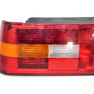 FAROL TRASERO IZQUIERDO CON PORTA LAMPARA VOLVO 440 1988 al 1996 FAT 538