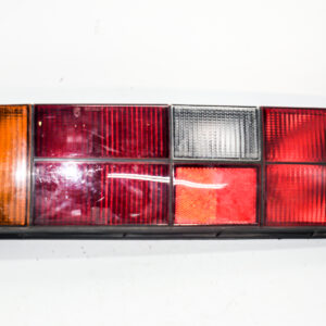 FAROL TRASERO IZQUIERDO CON PORTA LAMPARA VOLVO 360 1985 al 1997 FAT 542