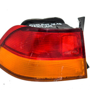 FAROL TRASERO IZQUIERDO CON PORTA LAMPARA HONDA CIVIC 1996 al 1998 FAT 576
