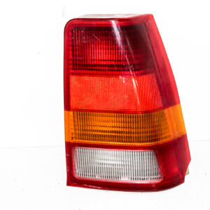 FAROL TRASERO DERECHO CON PORTA LAMPARA CHEVROLET KADETT 1984 al 1991 (con detalle) FAT 587