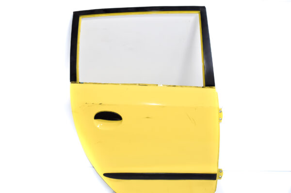 Puerta Trasera Derecha HYUNDAI ATOS amarillo 1998 al 2000 PTA-TAS-0331