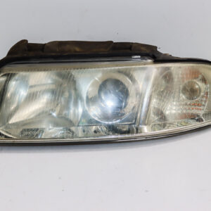 Farol Delantero Izquierdo Audi A4 B5 / FN-118