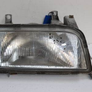 Farol Delantero Derecho Volvo 460 / FN-175
