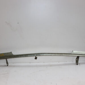 Bigote Frente Peugeot 305 BF-003