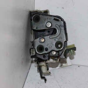 Cerradura Trasera Derecha Nissan Sunny Cps-529