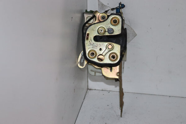 Cerradura Delantera Izquierda Chevrolet Corsa Cps-537