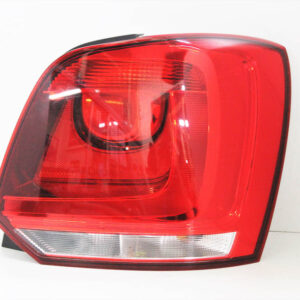 Farol Trasero Derecho Volkswagen Polo 2010 Con portalampara FAT 0842