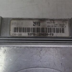 Centralita de motor Ford Fiesta 1,1 1993 cm-254