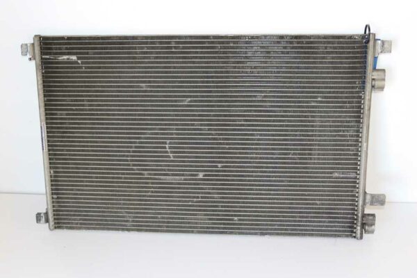 Radiador de aire Renault Megane 1,9 dci 2005 RA-012