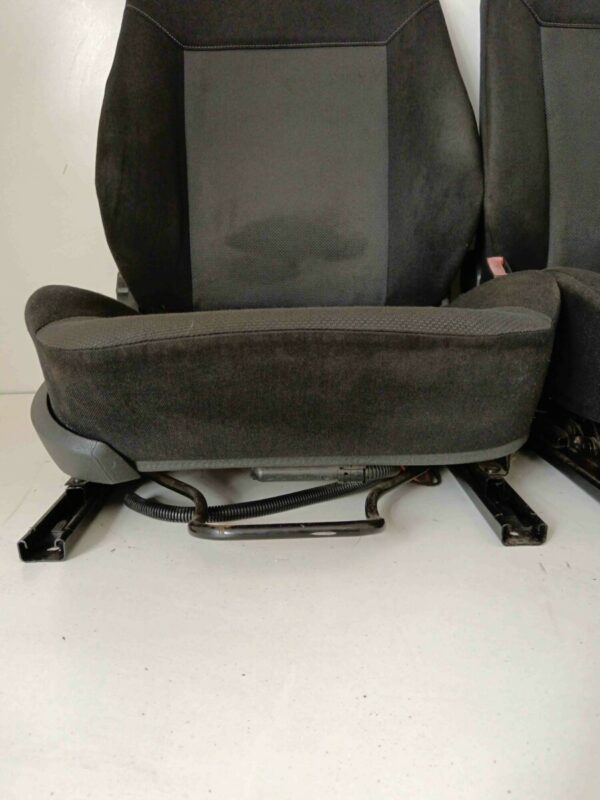 BUTACAS DELANTERAS OPEL ASTRA H BER. Cosmo DIESEL Motor 1,9 Ltr.  120 CV  [2006 - 2010] 5 Puertas - Imagen 4