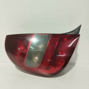 FAROL TRASERO IZQUIERDO EXTERIOR CITROEN C5 BERLINA [2001-2004]