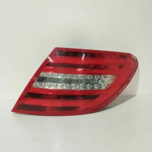 FAROL TRASERO DERECHO EXTERIOR MERCEDES CLASE C (W204) BERLINA C 200 CDI BlueEfficiency (204.001) DIESEL Motor 2,1 Ltr.  136 CV  [2007 - 2011] 4 Puertas