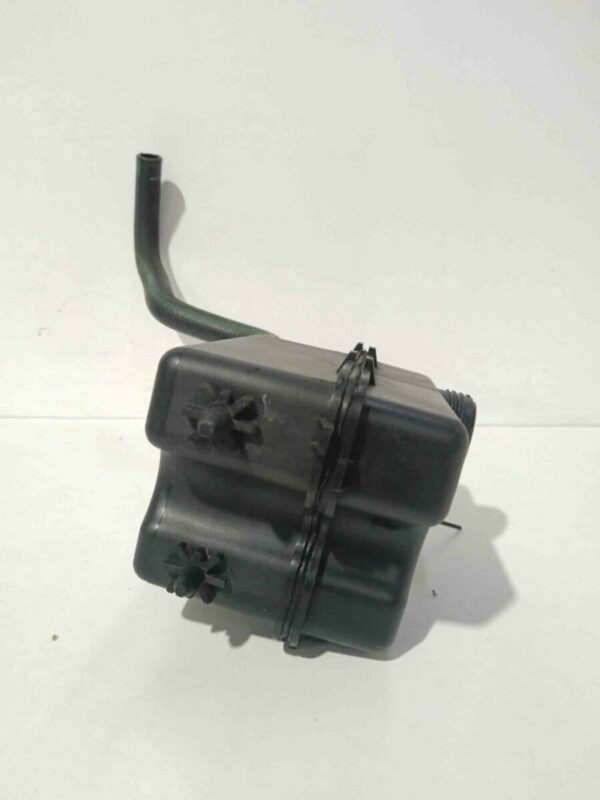 BOTELLA LIQUIDO DIRECCION ASISTIDA CITROEN XSARA PICASSO 1.6 HDi 90 Exclusive DIESEL Motor 1,6 Ltr.  90 CV  [1999 - 2011] 5 Puertas - Imagen 4