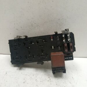 CAJA RELES / FUSIBLES RENAULT MEGANE I FASE 2 BERLINA (BA0) 1.9 D Authentique DIESEL Motor 1,9 Ltr.  80 CV  [1999 - 2002] 5 Puertas